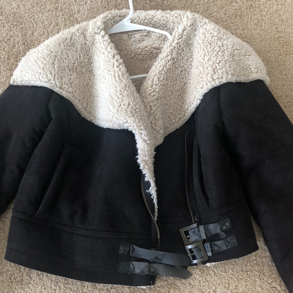 Trendy Crop Jacket - Picture 2 of 4